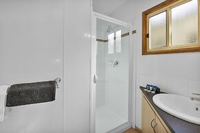 Metung Holiday Villas