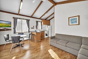 Metung Holiday Villas