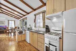 Metung Holiday Villas