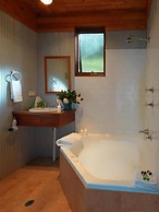 Cedar Creek Cottages