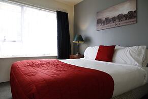 Cranford Cottages And Motel