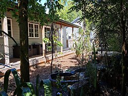 Cranford Cottages And Motel