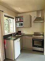 Cranford Cottages And Motel