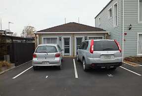 Cranford Cottages And Motel