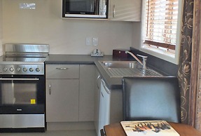 Cranford Cottages And Motel