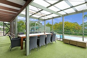 Gisborne Peak Winery Cottages