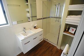 Gisborne Peak Winery Cottages