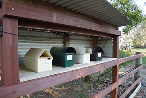Gisborne Peak Winery Cottages