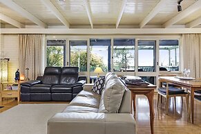 Gisborne Peak Winery Cottages