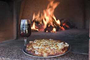 Gisborne Peak Winery Cottages