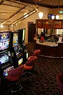 Largs Pier Hotel Motel