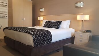 Largs Pier Hotel Motel