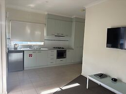 Werribee Short Stay Villas & Accommodation