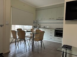 Werribee Short Stay Villas & Accommodation