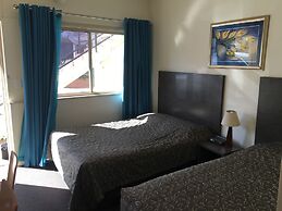 Westside Motor Inn