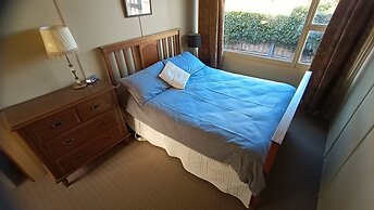 Blakes Manor Self Contained Heritage Accommodation