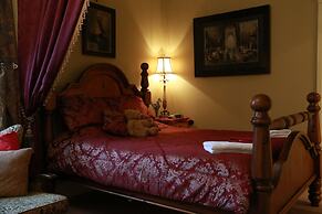 Blakes Manor Self Contained Heritage Accommodation