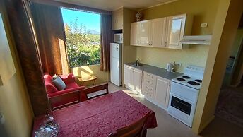 Blakes Manor Self Contained Heritage Accommodation