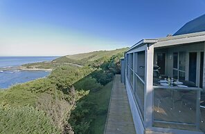 Points South By The Sea