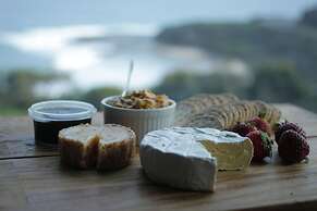 Points South By The Sea