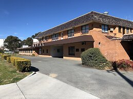 Canberra Lyneham Motor Inn