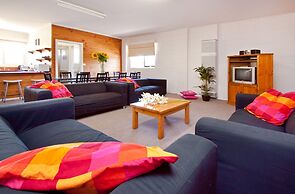 Bayplay Beach Accommodation - 2 locations
