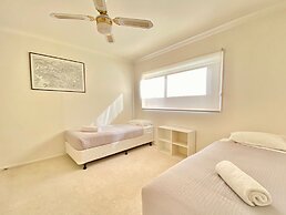 Mariners Cove at Paynesville Motel & Apartments