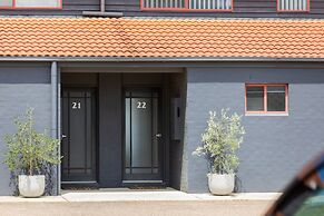 Mariners Cove at Paynesville Motel & Apartments