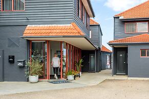 Mariners Cove at Paynesville Motel & Apartments