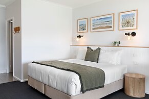 Mariners Cove at Paynesville Motel & Apartments