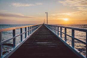 Point Lonsdale Holiday Apartments - Adults only