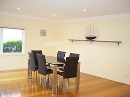 The Esplanade Kingston Beach - Beachfront