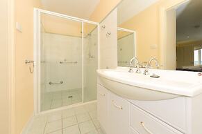 The Esplanade Kingston Beach - Beachfront