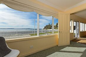 The Esplanade Kingston Beach - Beachfront