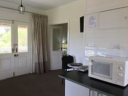 Norwood House Motel & Reception Centre