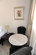 Norwood House Motel & Reception Centre