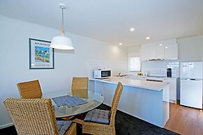 Anchorage Motel and Villas