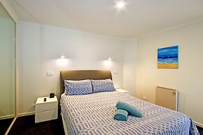 Anchorage Motel and Villas