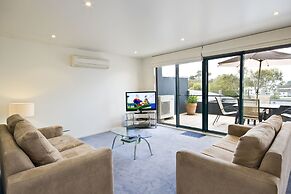 Anchorage Motel and Villas