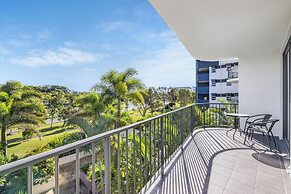 Meridian Alex Beach Apartments