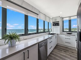Meridian Alex Beach Apartments