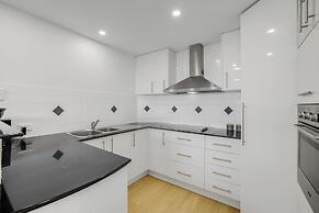 Meridian Alex Beach Apartments