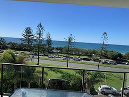 Meridian Alex Beach Apartments