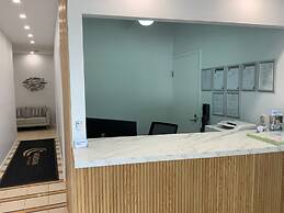 Meridian Alex Beach Apartments