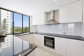 Meridian Alex Beach Apartments