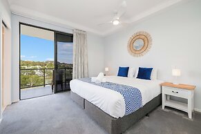 Meridian Alex Beach Apartments