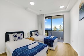 Meridian Alex Beach Apartments