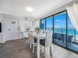 Meridian Alex Beach Apartments