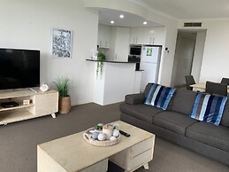 Meridian Alex Beach Apartments