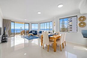 Meridian Alex Beach Apartments